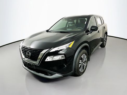 Used 2021 Nissan Rogue SV AWD/4WD image 3