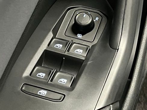 New 2026 Volkswagen Jetta SE image 18