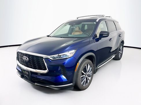 Used 2023 INFINITI QX60 Sensory AWD/4WD image 3