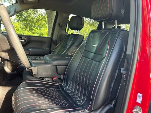 Used 2020 Chevrolet Silverado 1500 Custom w/ Custom Value Package RWD image 14