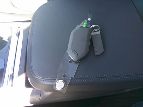 Used 2025 Kia Carnival SX Prestige image 39