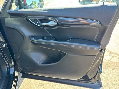 Used 2023 Buick Envision Essence FWD image 27