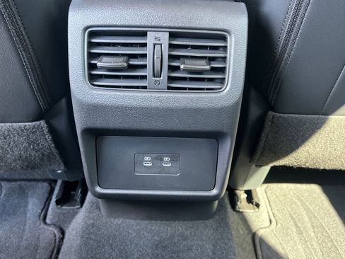 Certified 2026 Nissan Rogue SL AWD/4WD image 15