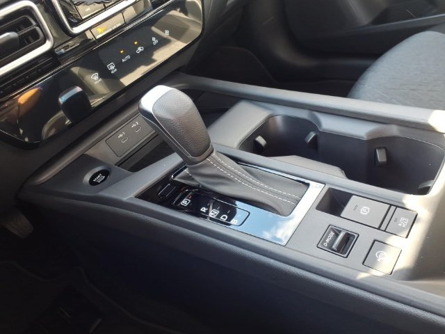 Certified 2026 Nissan Sentra SV w/ Floor Mat Package FWD image 24