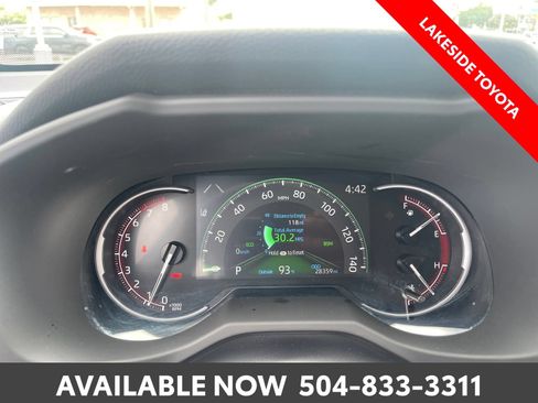 Certified 2025 Toyota RAV4 XLE FWD image 39