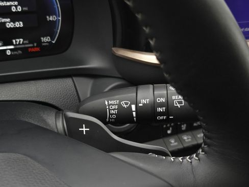 Used 2025 Toyota Crown Signia image 24