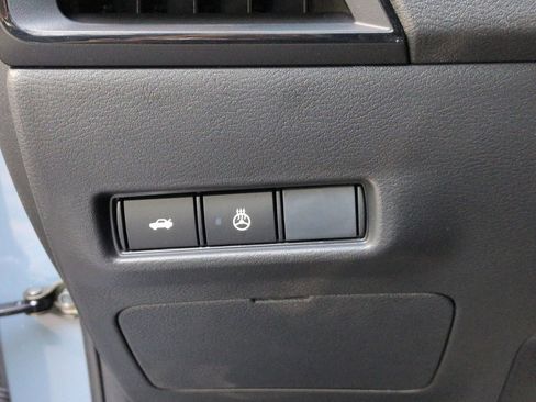 New 2026 Nissan Sentra SV w/ SV Convenience Package FWD image 17