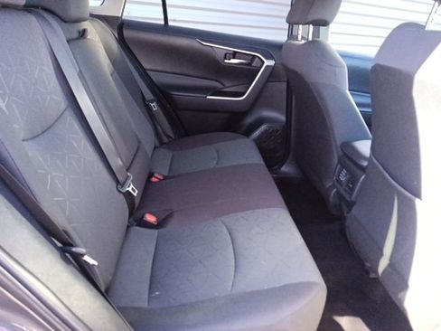 Used 2024 Toyota RAV4 XLE image 29