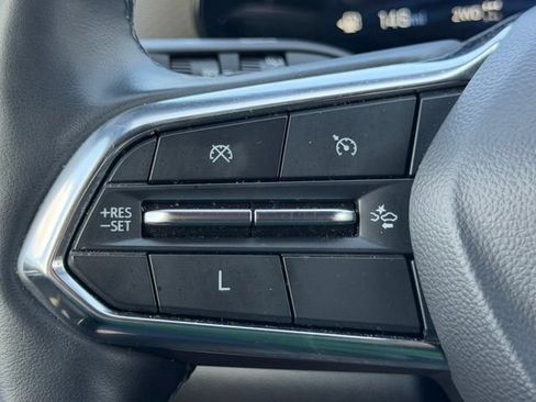 Used 2025 Chevrolet Equinox LT w/ Convenience Package II AWD/4WD image 19