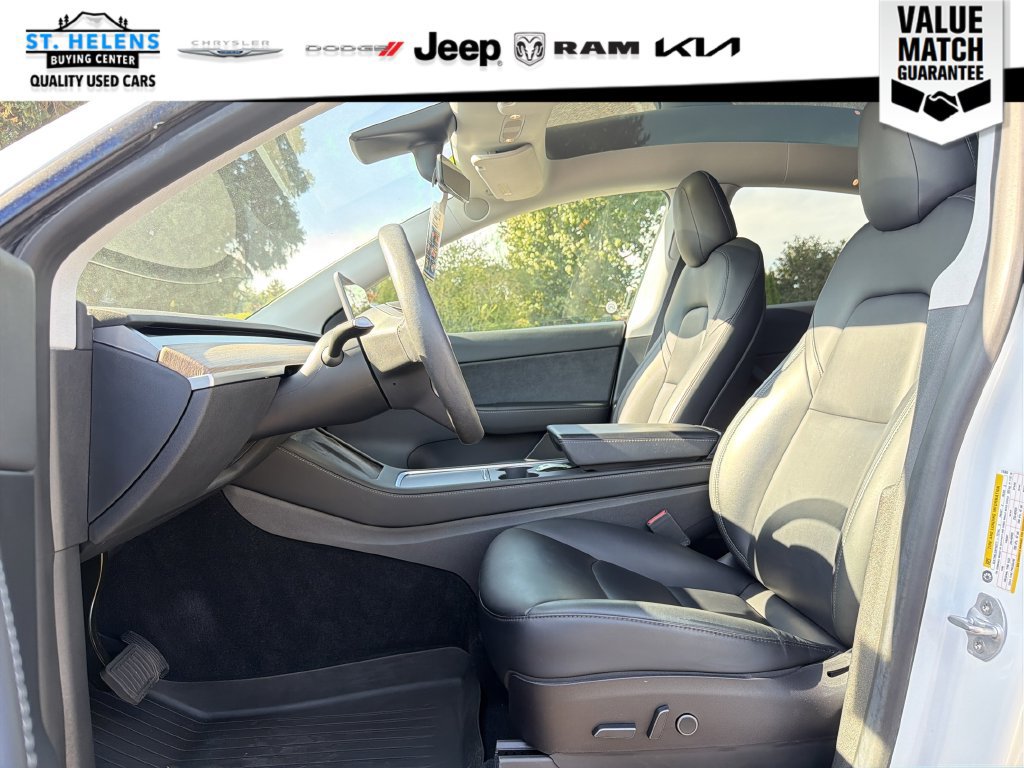 Used 2021 Tesla Model Y Long Range AWD/4WD image 12