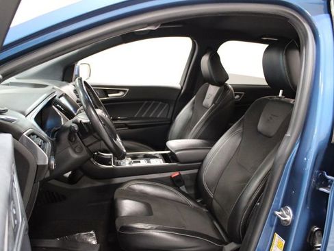 Used 2020 Ford Edge ST w/ Cold Weather Package image 12