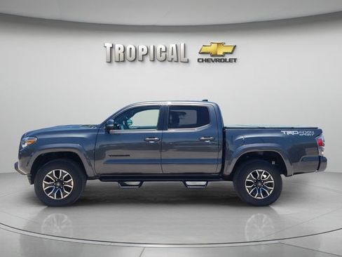 Used 2020 Toyota Tacoma TRD Sport AWD/4WD image 2