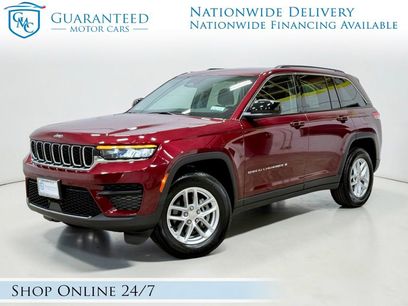 Used 2023 Jeep Grand Cherokee Laredo w/ Luxury Tech Group I