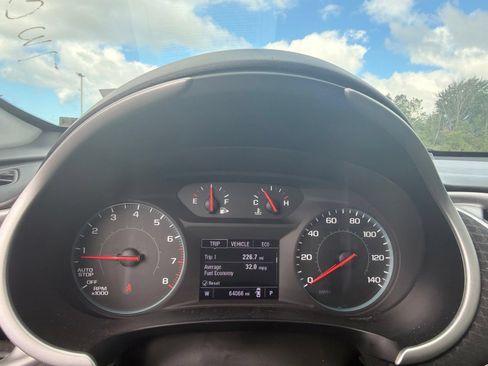 Used 2024 Chevrolet Malibu LT FWD image 12