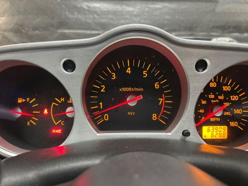 Used 2003 Nissan 350Z Touring RWD image 11