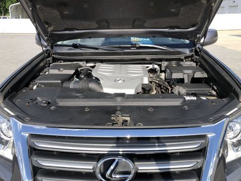Used 2019 Lexus GX 460 Premium AWD/4WD image 12