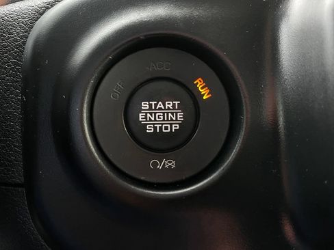 Used 2021 Jeep Wrangler Unlimited Sport AWD/4WD image 21