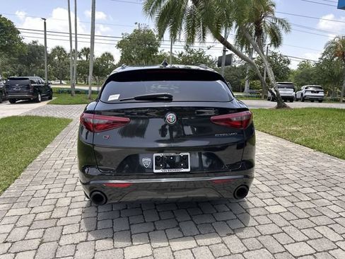 Used 2020 Alfa Romeo Stelvio Ti w/ Nero Edizione AWD/4WD image 34