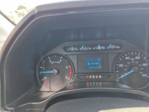 Certified 2020 Ford F250 XL w/ Power Equipment Group image 6