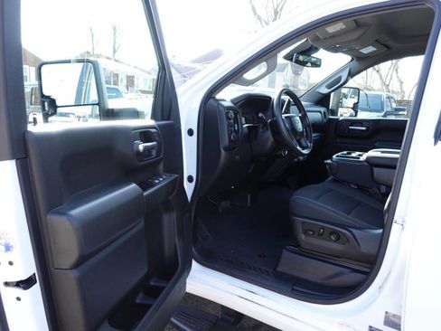 Used 2024 Chevrolet Silverado 2500 Custom w/ Custom Value Package AWD/4WD image 13