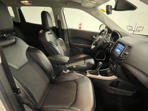 Used 2019 Jeep Compass Latitude w/ Safety & Security Group image 25