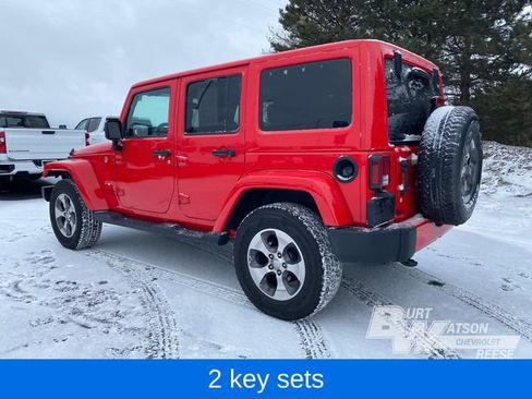 Used 2018 Jeep Wrangler Unlimited Sahara w/ Connectivity Group image 8