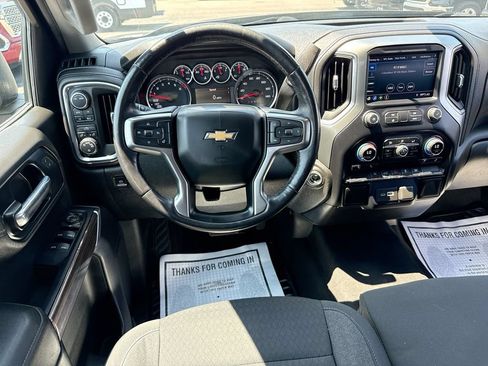 Used 2021 Chevrolet Silverado 1500 LT AWD/4WD image 14