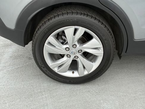 Used 2025 Buick Encore GX Preferred image 29