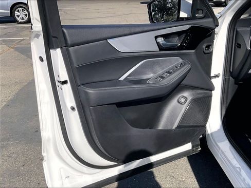 Used 2025 Acura MDX FWD w/ Technology Package image 25