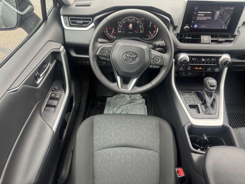 Used 2024 Toyota RAV4 XLE image 16