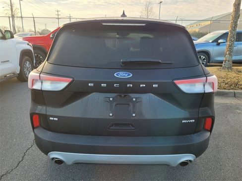Used 2021 Ford Escape SE w/ Cold Weather Package image 5