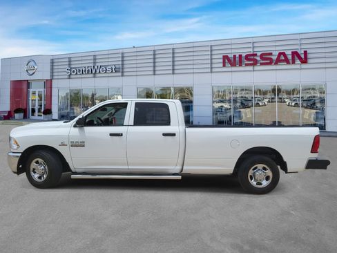 Used 2013 RAM 2500 Tradesman w/ Chrome Appearance Group RWD image 7
