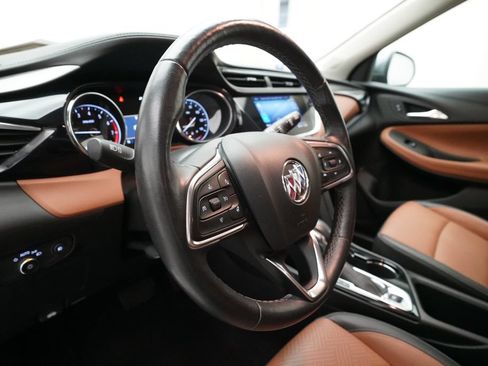 Used 2020 Buick Encore GX Essence FWD image 8