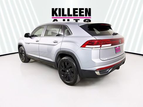 Used 2024 Volkswagen Atlas Cross Sport SE image 5