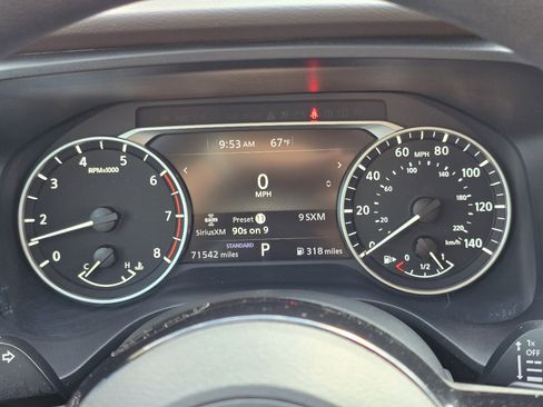 Used 2023 Nissan Rogue SV image 34