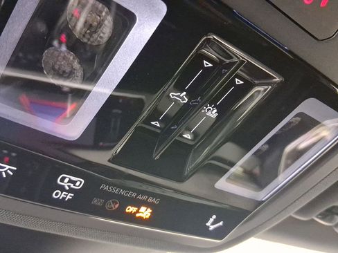 Certified 2024 Audi Q4 e-tron Premium w/ Convenience Package image 17