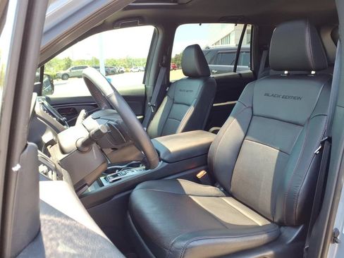 Used 2024 Honda Passport Black Edition image 4