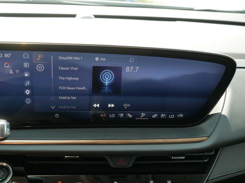 Used 2026 Buick Envision Avenir AWD/4WD image 22