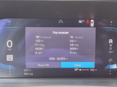 Certified 2024 Volvo XC90 B5 Core image 32