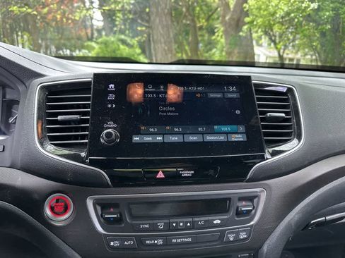 Used 2023 Honda Passport TrailSport image 29
