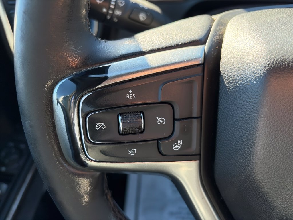 Used 2022 Chevrolet Silverado 3500 LT w/ Convenience Package AWD/4WD image 12
