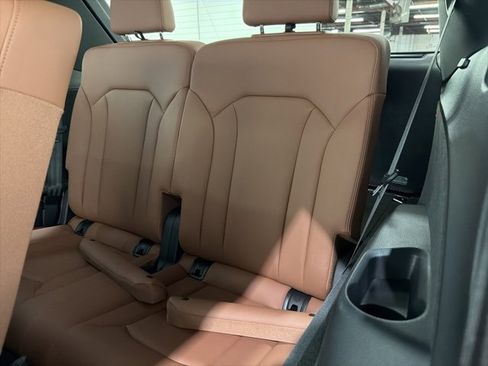 Used 2022 Audi Q7 2.0T Premium Plus w/ Premium Plus Package image 18