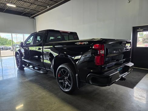 Used 2024 Chevrolet Silverado 1500 RST w/ Redline Edition AWD/4WD image 6