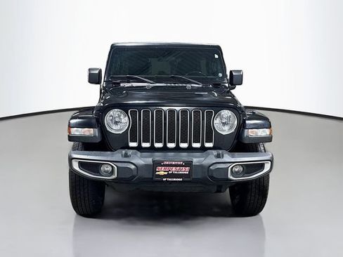 Used 2020 Jeep Wrangler Unlimited Sahara AWD/4WD image 2