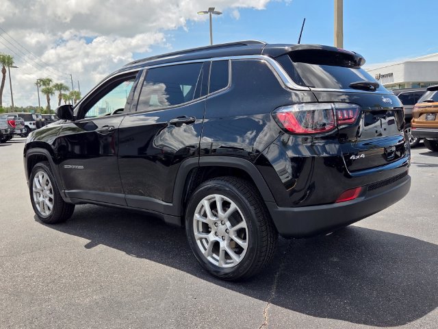 Certified 2023 Jeep Compass Latitude AWD/4WD image 5