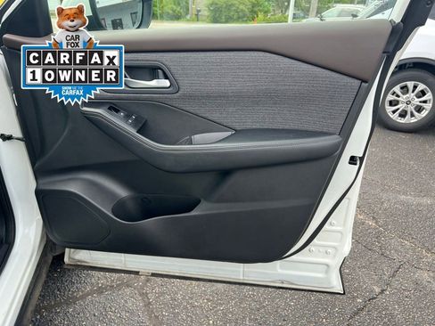 Used 2023 Nissan Rogue SV FWD image 31