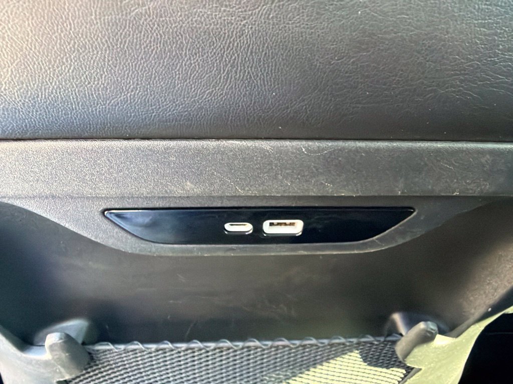 Used 2025 Chrysler Pacifica Select FWD image 19