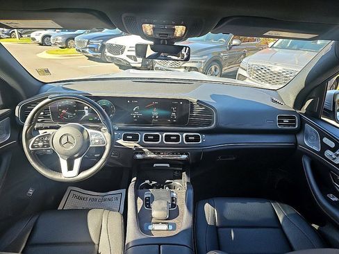 Used 2020 Mercedes-Benz GLS 450 4MATIC image 35