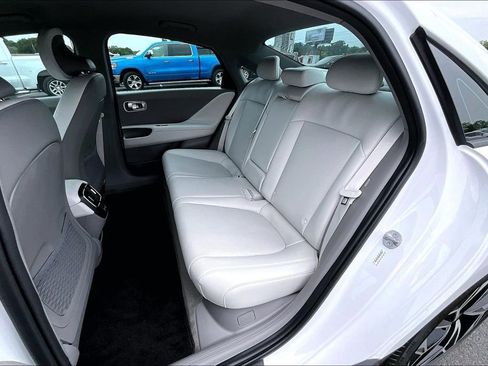 Used 2025 Hyundai Ioniq 6 SEL RWD image 24
