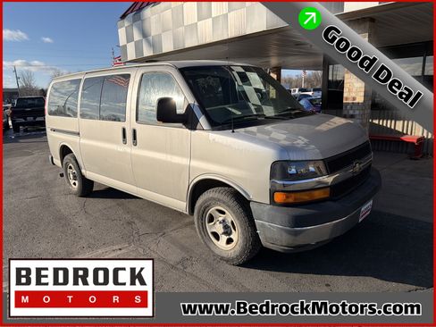 Used 2007 Chevrolet Express 1500 w/ Power and Light Package image 1